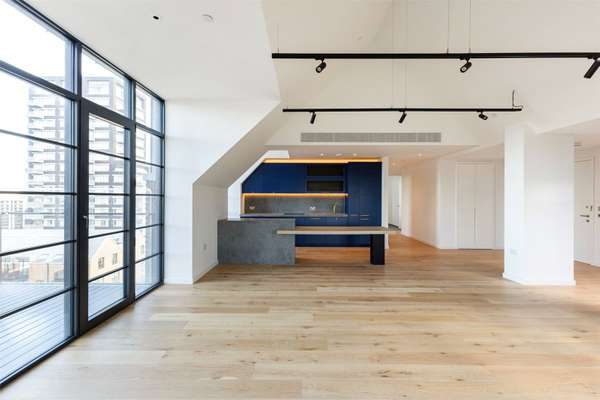 10 Park Drive — 25/26