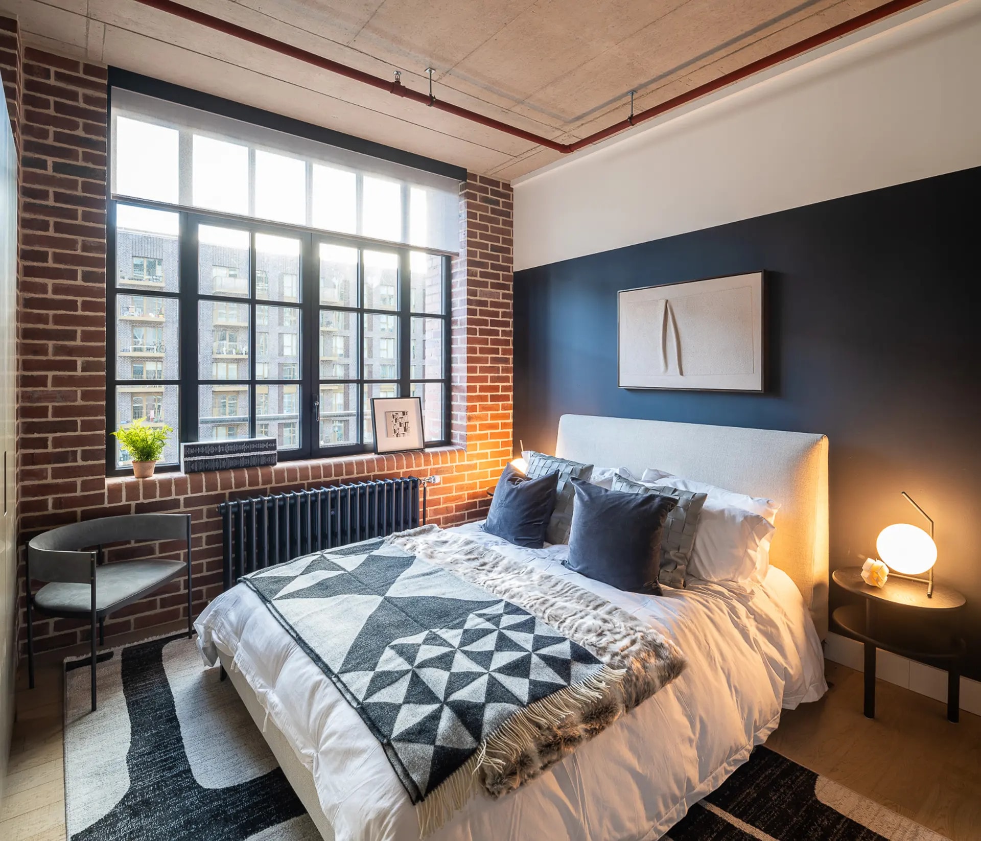 8 Harbord Square, 3/4